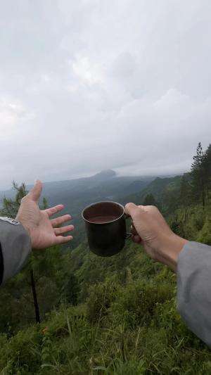 Pov pemandangan indah dipuncak pegunungan  #suasanapegunungan  #suasanaalam 