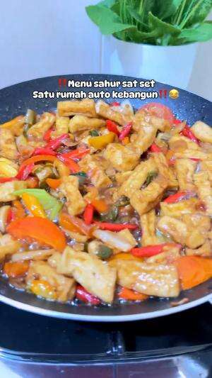 Menu sahur hemat dan sat set Serumah auto kebangun Karna ini wangi banget😍 Apalagi kalau menambahkan Terasi GH dari