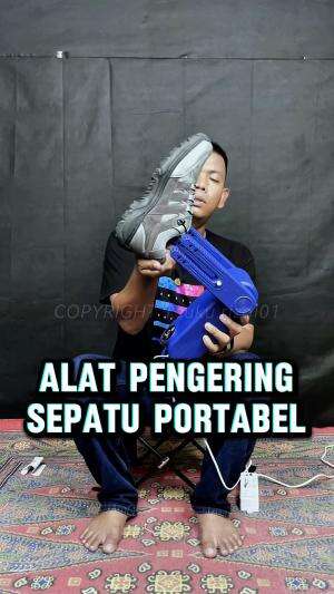 Alat pengering sepatu portabel dengan teknologi UV. alat yang wajib dimiliki dimusim hujan ini, apalagi ukuran mini yang mudah dibawa kemana