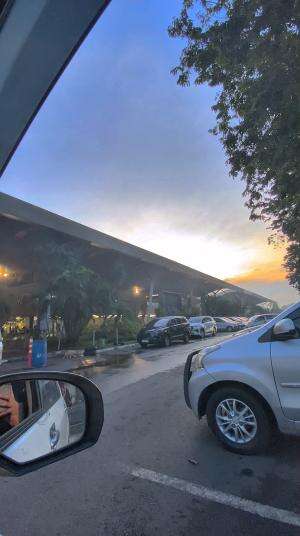 Indah nya matahari pagi di juanda air port surabaya #motivasi #quotes #semangat #gigih #kerja #kerjakeras #fyp  #jedamergawe #RCTIPlus  #HOT