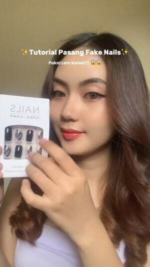 Next mau di spill apa lagi nihhh boleh komen #fakenails #tutorialpakefakenails #beauty #pretty #chikaaprlaa
