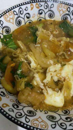 makanan orang sunda iyeu teh seblak namina guys  #seblak  #foodvlogger 