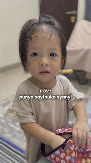 Dengerin cia nyanyi 🫣 #bayilucu #bayigemas