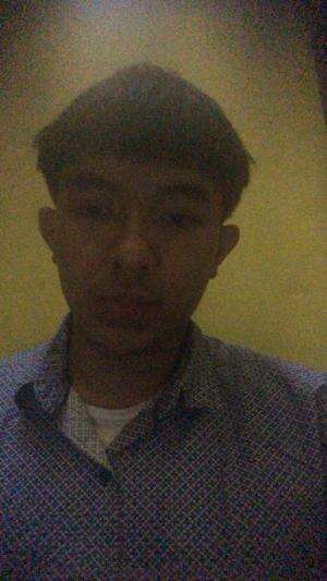 Indonesian idol via online by Marvel Sibarani (17 years old) song : creep by radio head