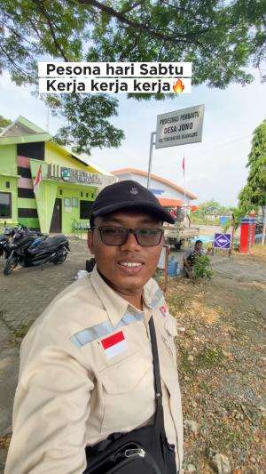 Pedona hari sabtu KERJA KERJA KERJA #kerja #kerjakerja #kerjakeras #kuli #kulibangunan #kuliproyek #gigih #Semangat  #jedamergawe #fyp  #RCT