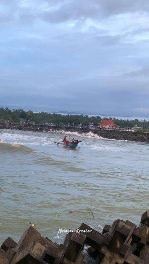 ngeri banget ombaknya 🌊 #fyp