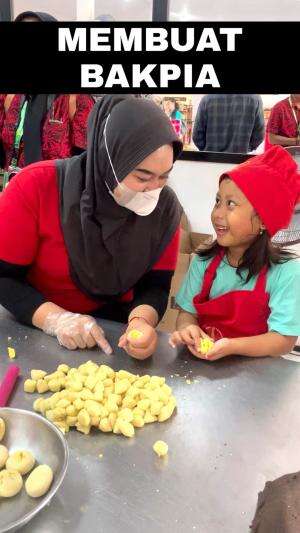 Belajar membuat bakpia