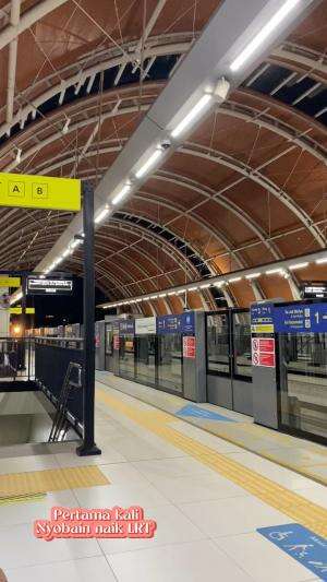 Pertama kali nyobain naik LRT Di Jakarta #Spill kecepatan LRT Jabodebek. #jakarta #Masyarakat umum sudah bisa coba LRT Jabodebek!! 
