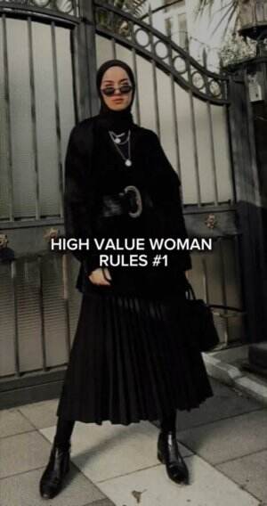 Wanita kuat, hebat dan menarik bukan lahir, tapi dibentuk. Mulai sekarang, upgrade dirimu bareng @growmal , Self-love bukan egois, itu perlu