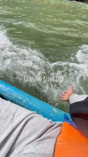 main ombak di gunung kidul🌊✨