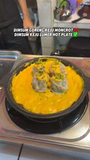 HABIS DIMSUM KEJU MONCROT TERBIT DIMSUM KEJU HOT PLATE