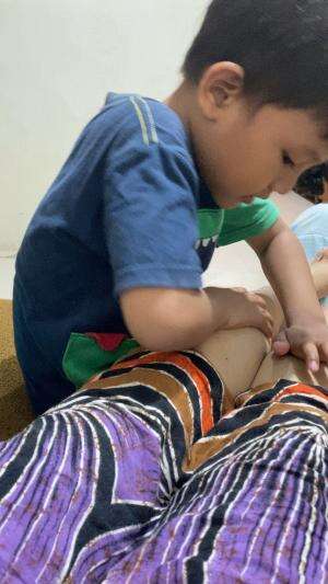 dipijitin anak bujang  #pijat  #minivlog 