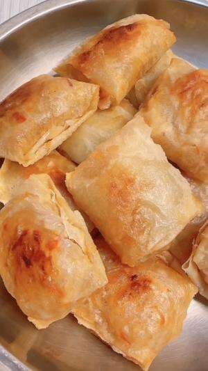 buka puasa dengan martabak isi seblak rafael