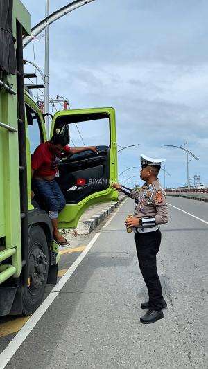Apa yang terjadi dengan pak supir ini