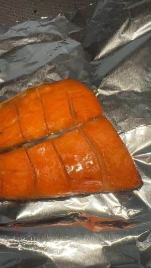 akibat bikin salmon candied yg terlalu mateng 