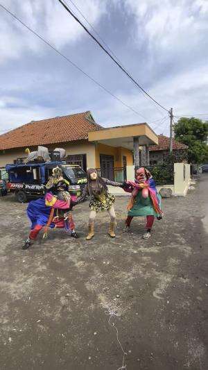 Gerandong dan Buta Berebut Kedok Rika  #funny  #videolucu  #lucu 