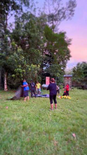Memasang Tenda Sebelum Matahari Terbenam  #camping  #camping fun  #campinglife  #RCTIPlus  #lifestyle  #holiday 