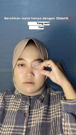 Bersihkan mata hanya dengan 30detik #Rctiplus #Short #Fyp #Rohto #RohtoEyeflush #Tipskesehatan #Tipsmakeup #Caramembersihkanmata #Matasehat