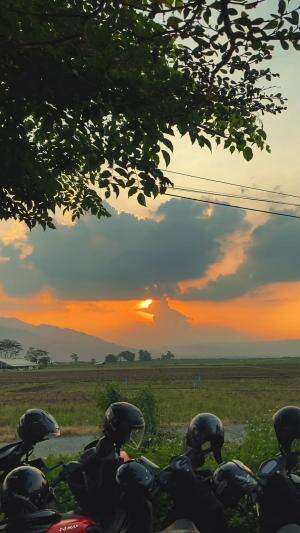 Sunset Today 🌤️✨
