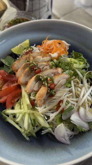 Vietnamese chicken vermiceli salad