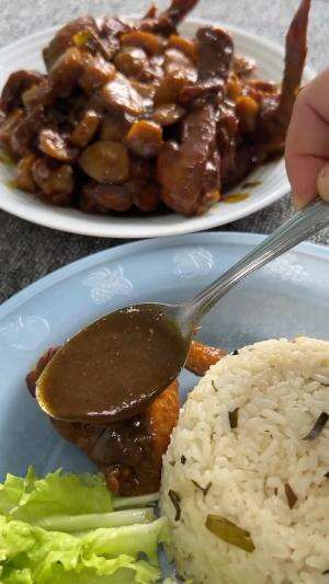 MENU MASAKAN RUMAHAN SIMPLE
“Nasi Daun Jeruk”
#Cooking #inspiration #Menumasakanrumahan #Tips #Trik #Idejualan #ummuhusna