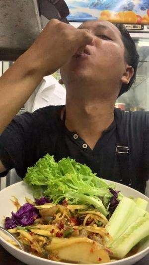 Recipi Thai papaya salad/somtam  #onlineauditionmci13  