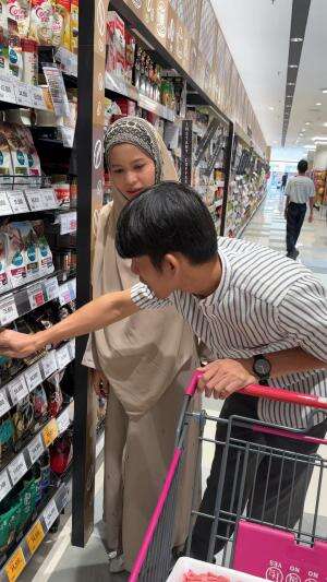 Belanja bulanan 