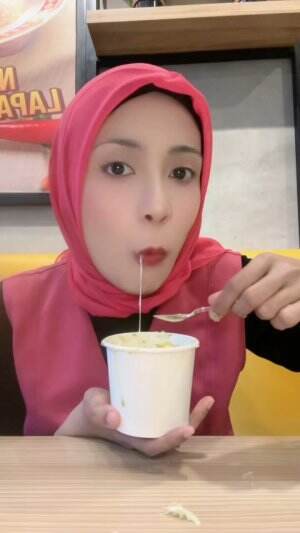 jagung cheese tarik ada lumut nya???