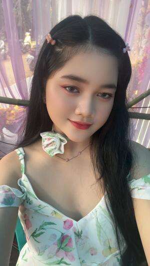 Celsi Olivia,19 th,Balikpapan…datang untuk pergi, slow beat