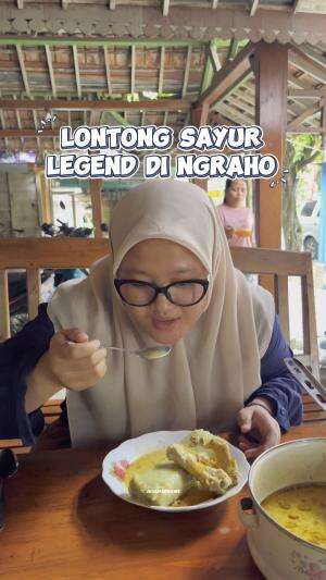 Tak rekomendasiin lontong enak super mantap #rekomendasi #makanan #lontong #opor #ayam #jedamergawe  #fyp  #RCTIPlus  #HOTrctiplus  #RCTIoke