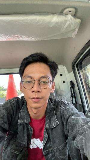 IDOL_XXI FERRY DACOSTA 23 TAHUN PALANGKARAYA IN LOVE ANOTHER MAN & TERJEBAK NOSTALGIA