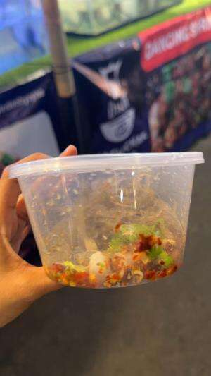 nekat makan udang hidup-hidup endingnya malah….