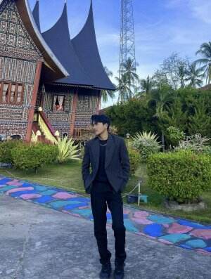 KDI 2025 Nama : Ismail eremdi , Asal : Kabupaten solok(sumbar) , Umur: 21 Tahun , "SEJUTA LUKA"  #OnlineAuditionKDI2025
 