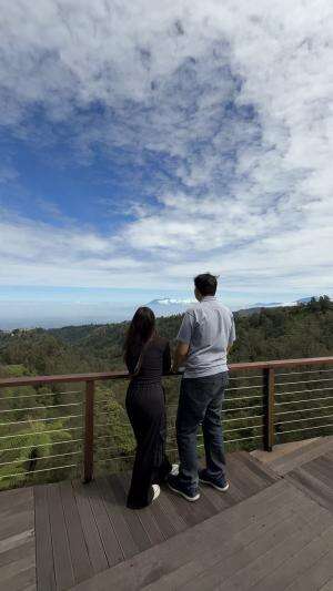 Melihatmu bersemi dan bermekaran  #traveling  #Couple Goals  #coupletraveling  #jalanjalantraveling  #sore #terbuangdalamwaktu  #barasuara #