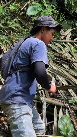 Nekat mancing pakai lidi