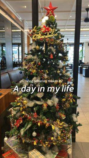 A day in my life 
Vlog seharian makan part 2

Location 
📍J.CO
🧋 Iced Brown Sugar Latte (T)
💰 Rp 36.000
⭐️ 8.5/10 

🧋 Tiramisu Frappe (T)
💰 R