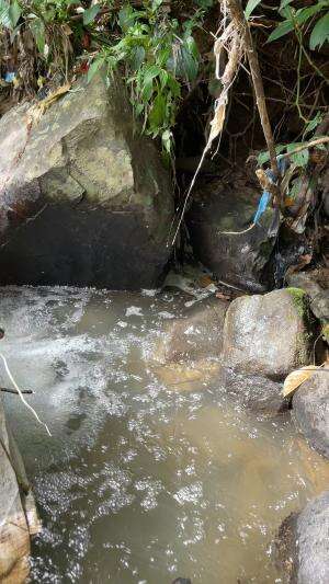 Nekat mancing pakai joran paling lentur