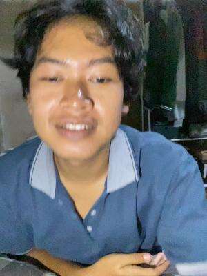 IDOL_XIV Resnu Miharjo 27 Tahun Klaten So Easy (To Fall In Love)