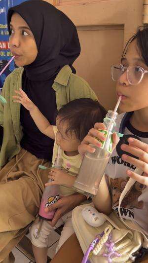 Siapa yang udah pernah cobain susu murni lawanggada ? Favorite kalian varian apa guys ? #cirebon #kulinercirebon #cirebonhits 