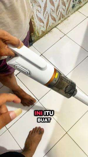 bersihkan pakai vacum cleaner #vacumclener#fyp