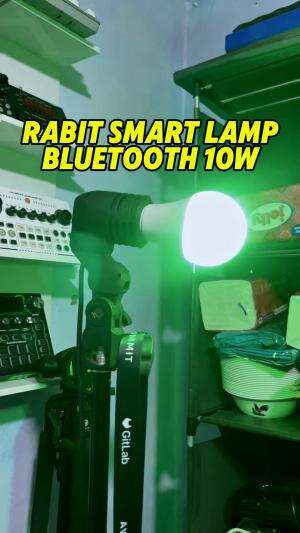 Pakai lampu bohlam RGB RABIT SMART BULB COLOR 10W, bisa control lewat aplikasi walaupun tanpa WiFi karena koneksi nya pakai bluetooth. 

#la