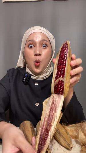Hari ini kita bakalan makan jagung aneh #markitry 