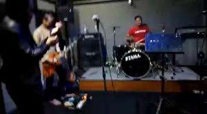 Full band kereeen abissss