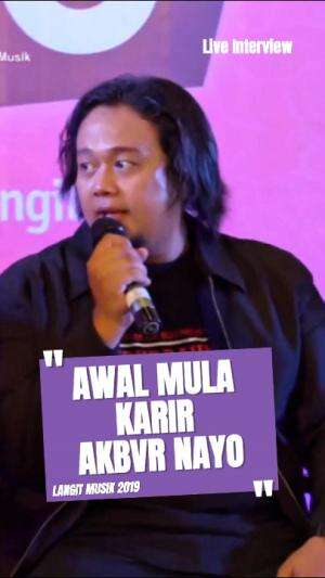 GILANG GOMBLOH DAN ADIT INSOMNIA TANYA MUSISI INDIE, JAWABANYA MEMBAGONGKAN #langitmusik #gilanggombloh