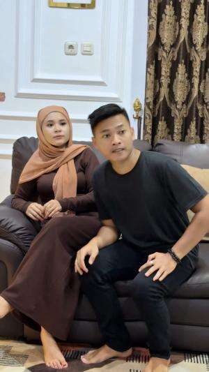 Istri selingkuh akibat bawa kawan masuk ke dalam rumah #Viral  #RCTIPlus 