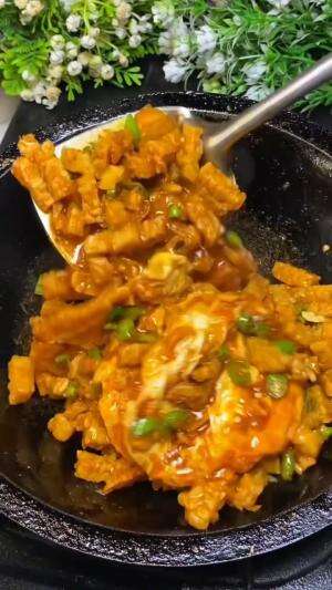 MENU MASAKAN RUMAHAN SIMPLE
“Balado Tempe Telur”
#Cooking #inspiration #Menumasakanrumahan #Tips #Trik #Idejualan #ummuhusna