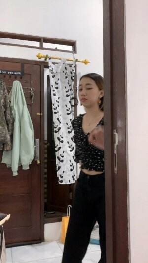 Jdi cowok serba salah iya 🤭