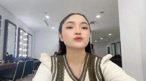 yuk touch up makeup bareng akuu✨