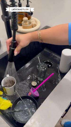 Yuk nonton video asmr lainnya di @catatanetizen #asmr #cleaningasmr #organizer #asmrvideo #cleanasmr