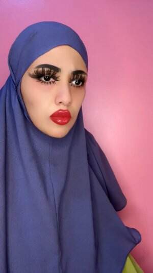 adek minum apa?